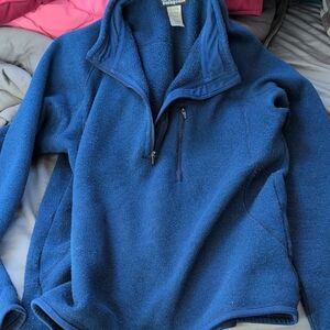 Patagonia Navy Fleece Pullover